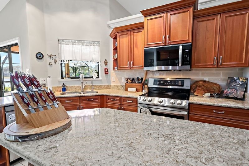 714 W Fischer Circle, Sebastian, FL 32958 Photo