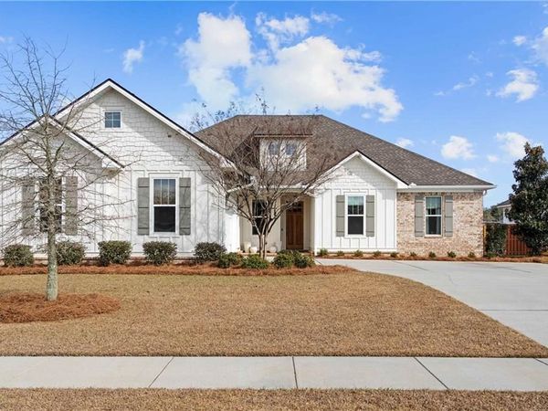 25968 Capra Court, Daphne, AL 36526