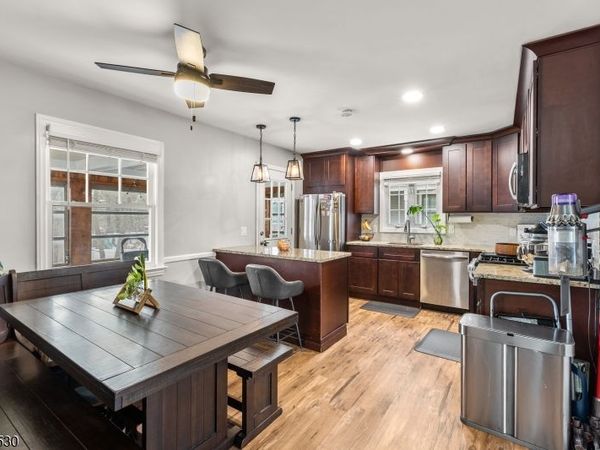 128 E Roselle Avenue, Roselle Park, NJ 07204