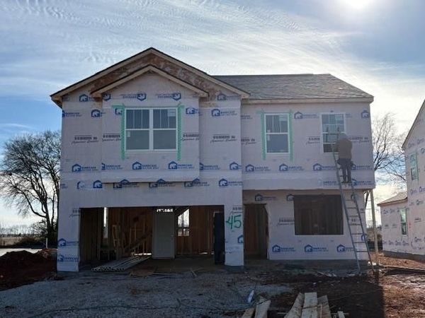 8916 Round Bale Avenue , Bowling Green, KY 42104