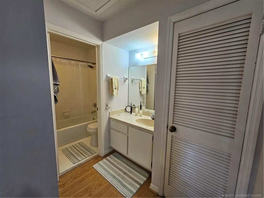 805 SE Central Parkway, Unit 16, Stuart, FL 34994 Photo