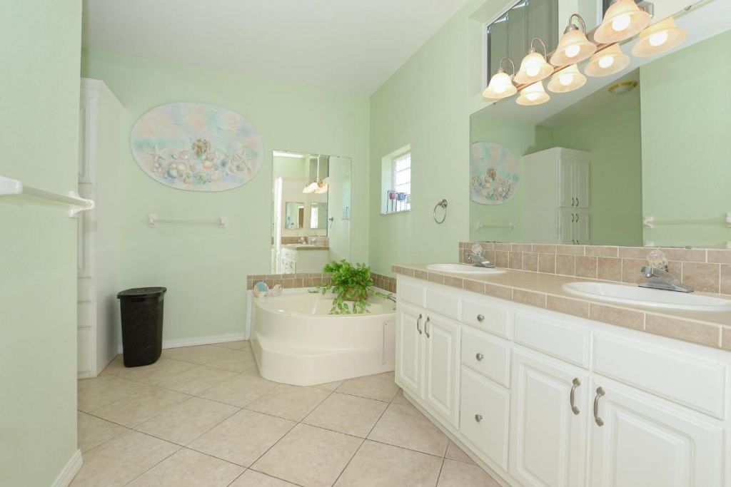 3225 Scarlet Tanager Court, Port Saint Lucie, FL 34952 Photo