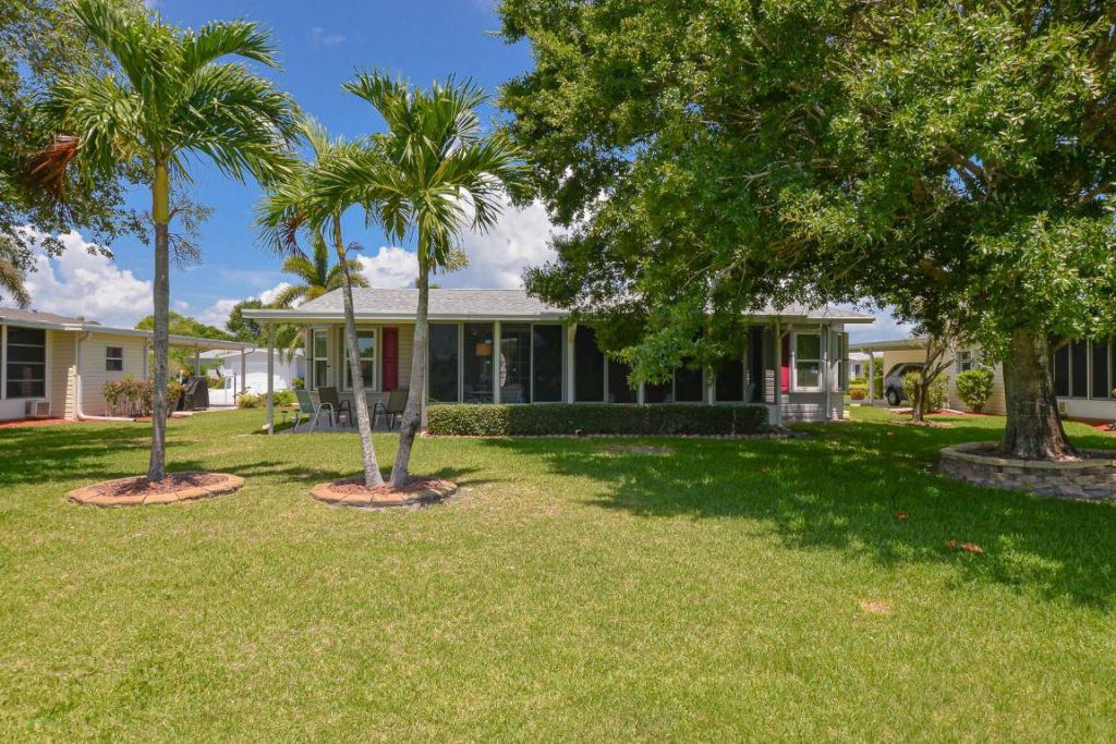 3225 Scarlet Tanager Court, Port Saint Lucie, FL 34952 Photo