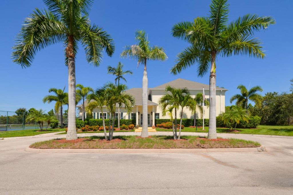 3225 Scarlet Tanager Court, Port Saint Lucie, FL 34952 Photo