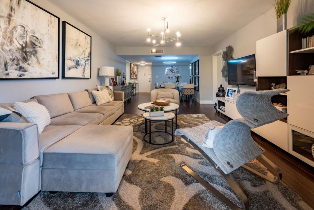 16251 Golf Club Road, Unit 305, Weston, FL 33326 Photo