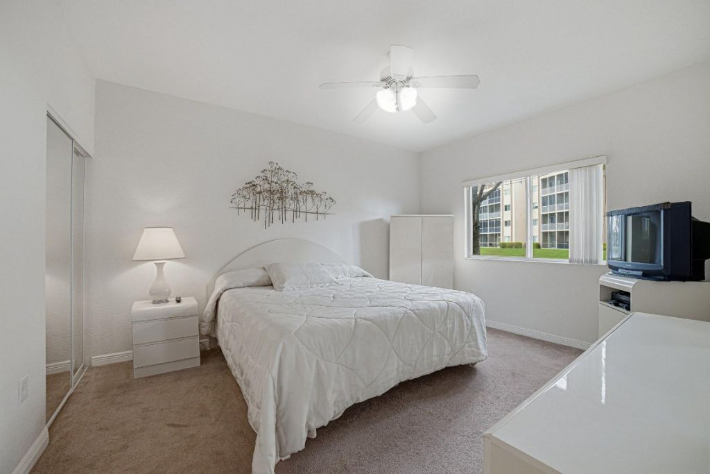 7623 Southampton Terrace, Unit 112, Tamarac, FL 33321 Photo