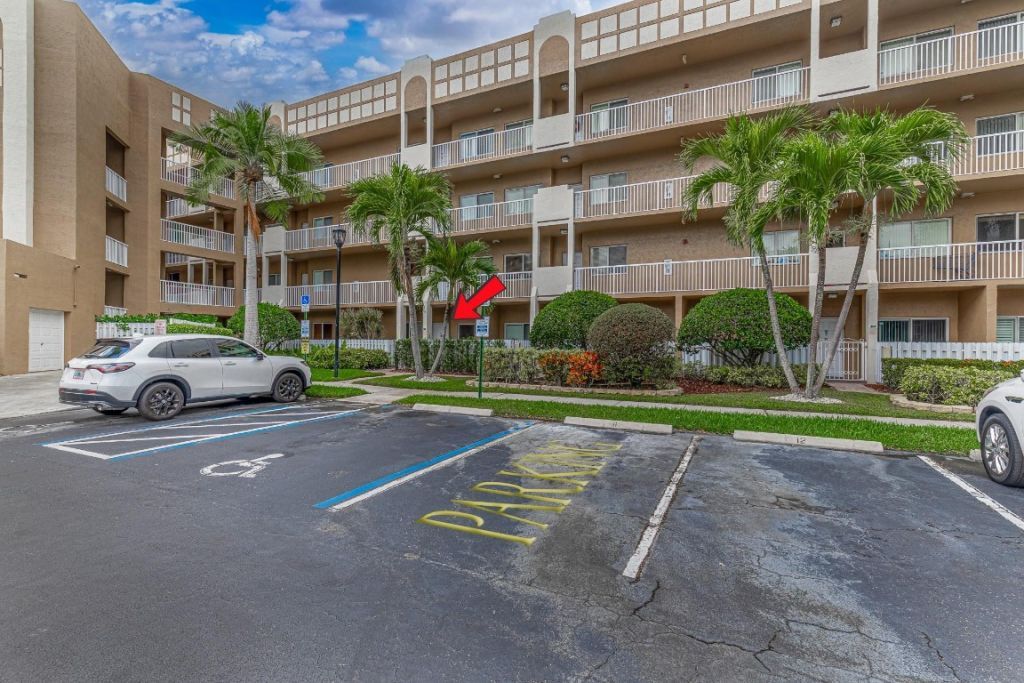 7623 Southampton Terrace, Unit 112, Tamarac, FL 33321 Photo