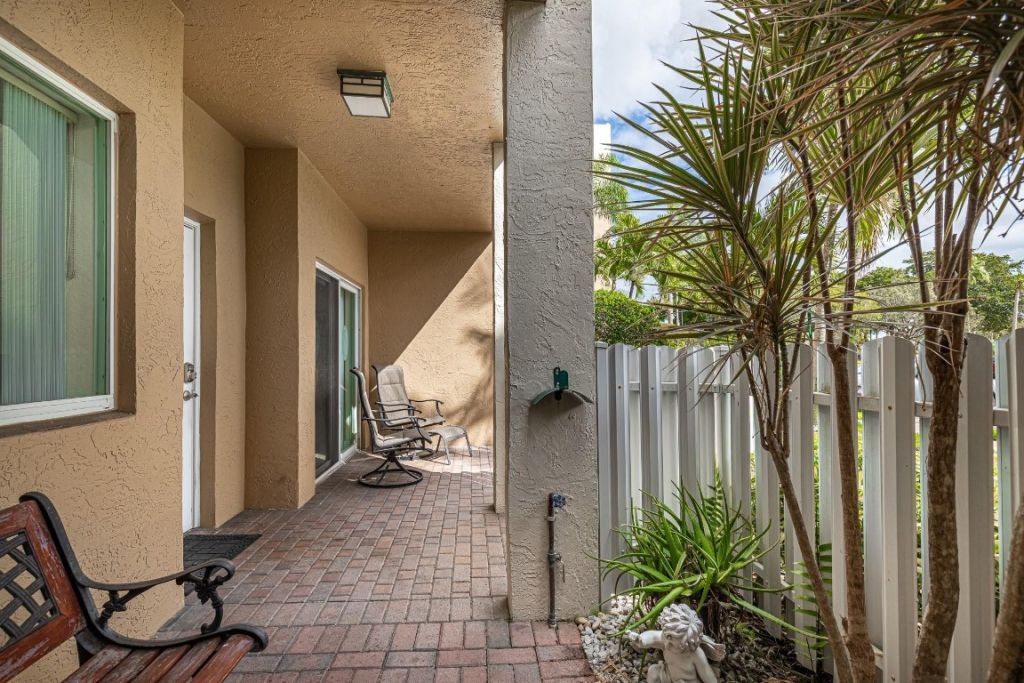7623 Southampton Terrace, Unit 112, Tamarac, FL 33321 Photo