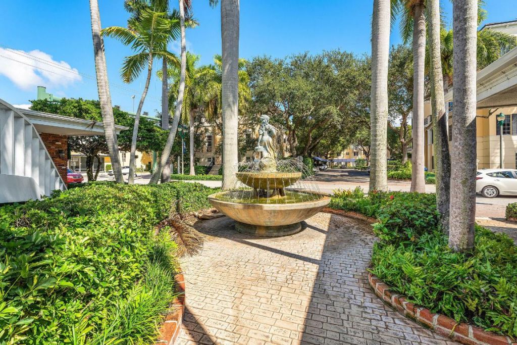 96 NE 5th Avenue, Unit 96, Delray Beach, FL 33483 Photo