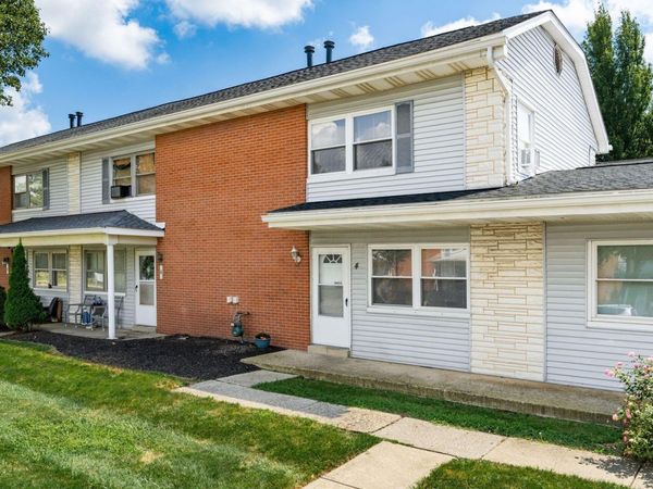 4 Oak Road, Columbus, OH 43217