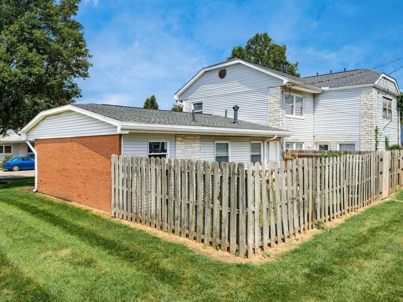 4 Oak Road, Columbus, OH 43217 Photo 14