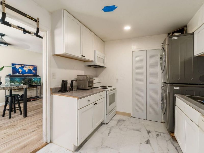 4 Oak Road, Columbus, OH 43217 Photo 8