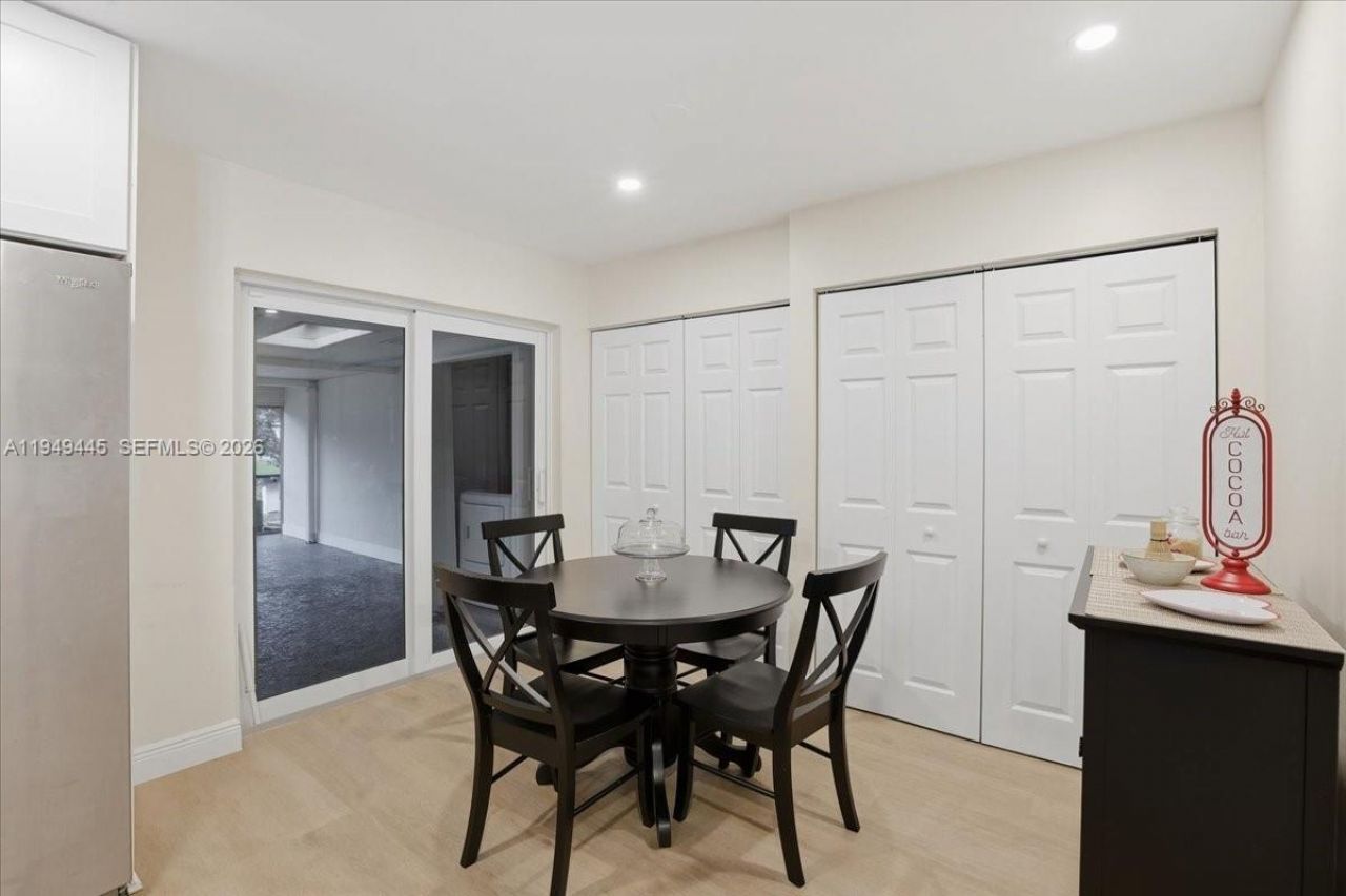 8615 Bridle Path Ct, Davie, FL 33328 Photo