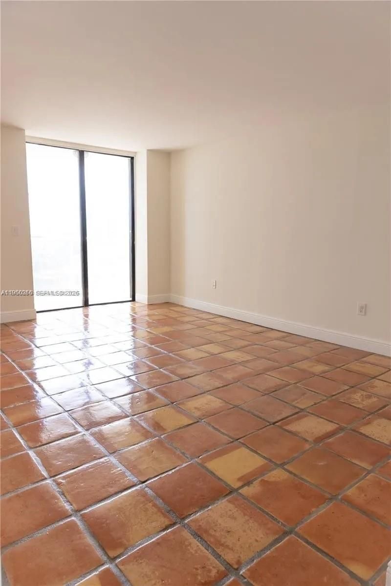 6423 Collins Ave, Unit 1101, Miami Beach, FL 33141 Photo