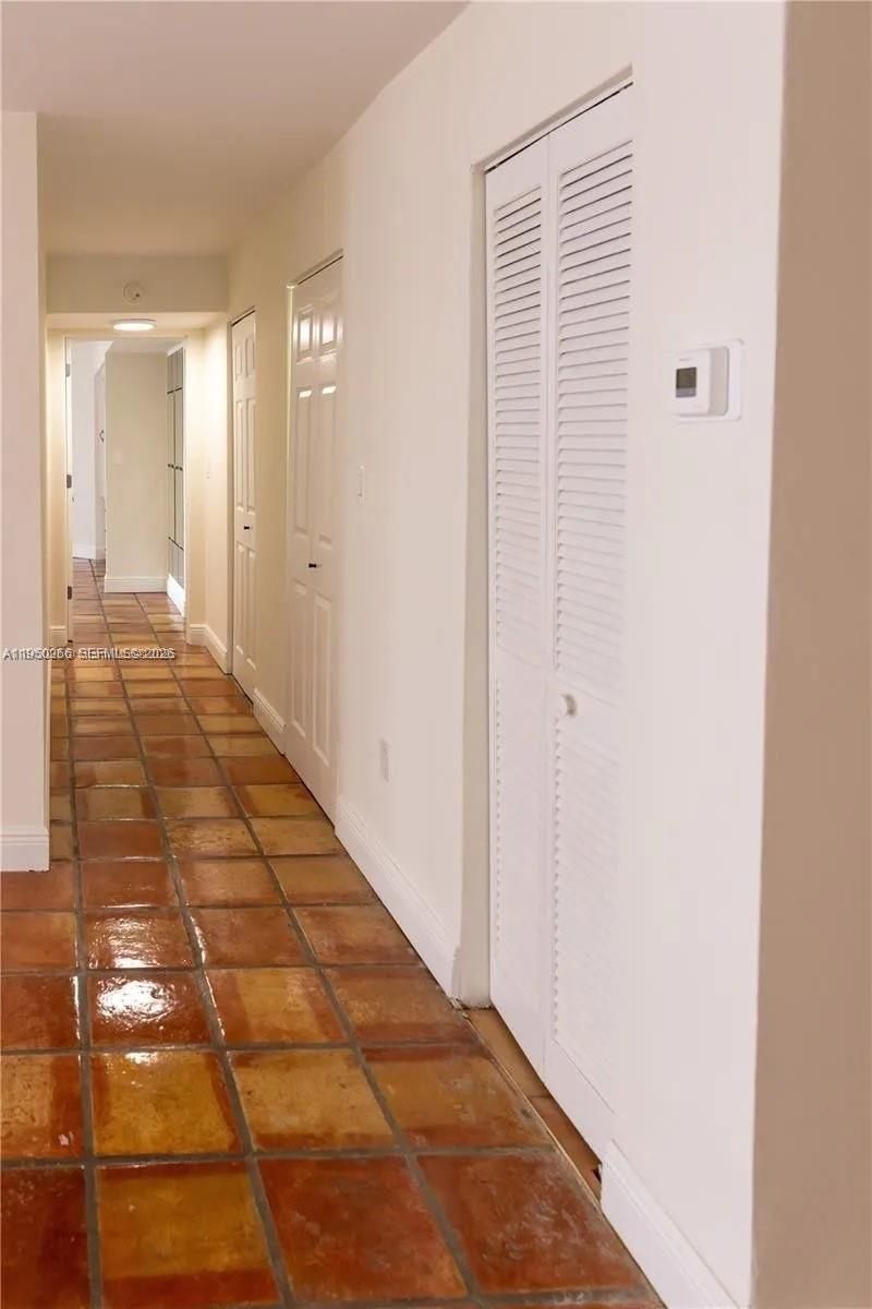 6423 Collins Ave, Unit 1101, Miami Beach, FL 33141 Photo