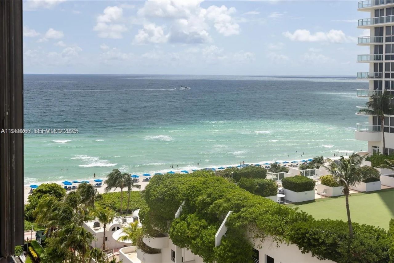 6423 Collins Ave, Unit 1101, Miami Beach, FL 33141 Photo