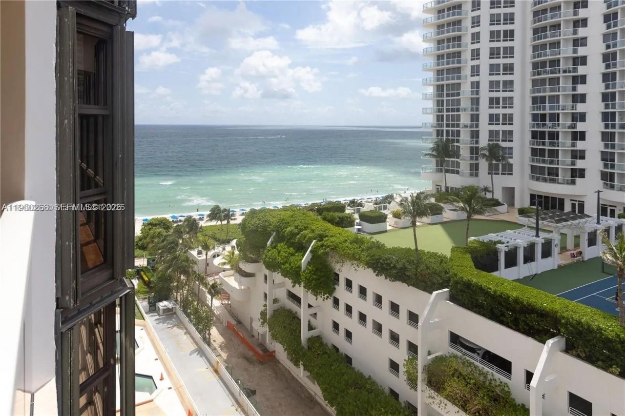 6423 Collins Ave, Unit 1101, Miami Beach, FL 33141 Photo