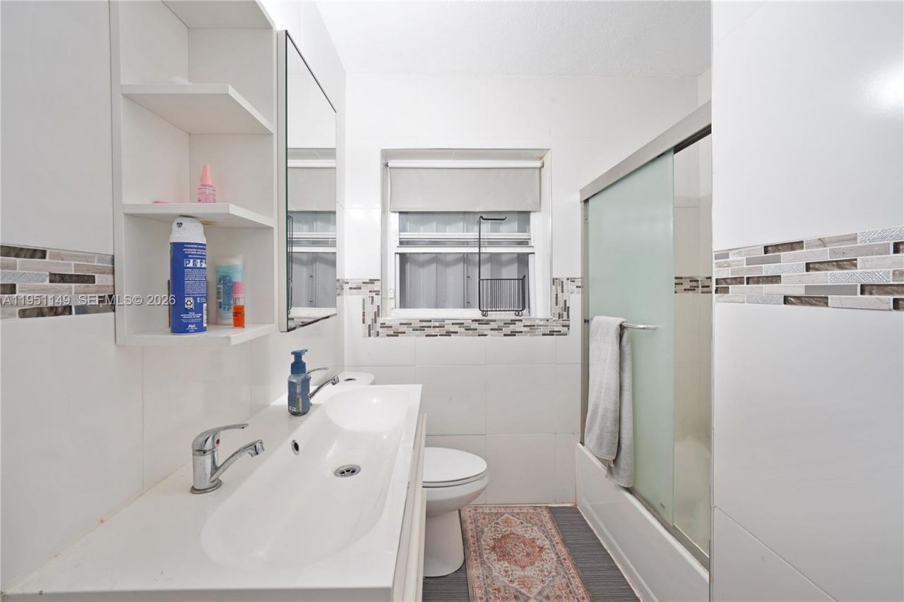 2534 Monroe St, Hollywood, FL 33020 Photo