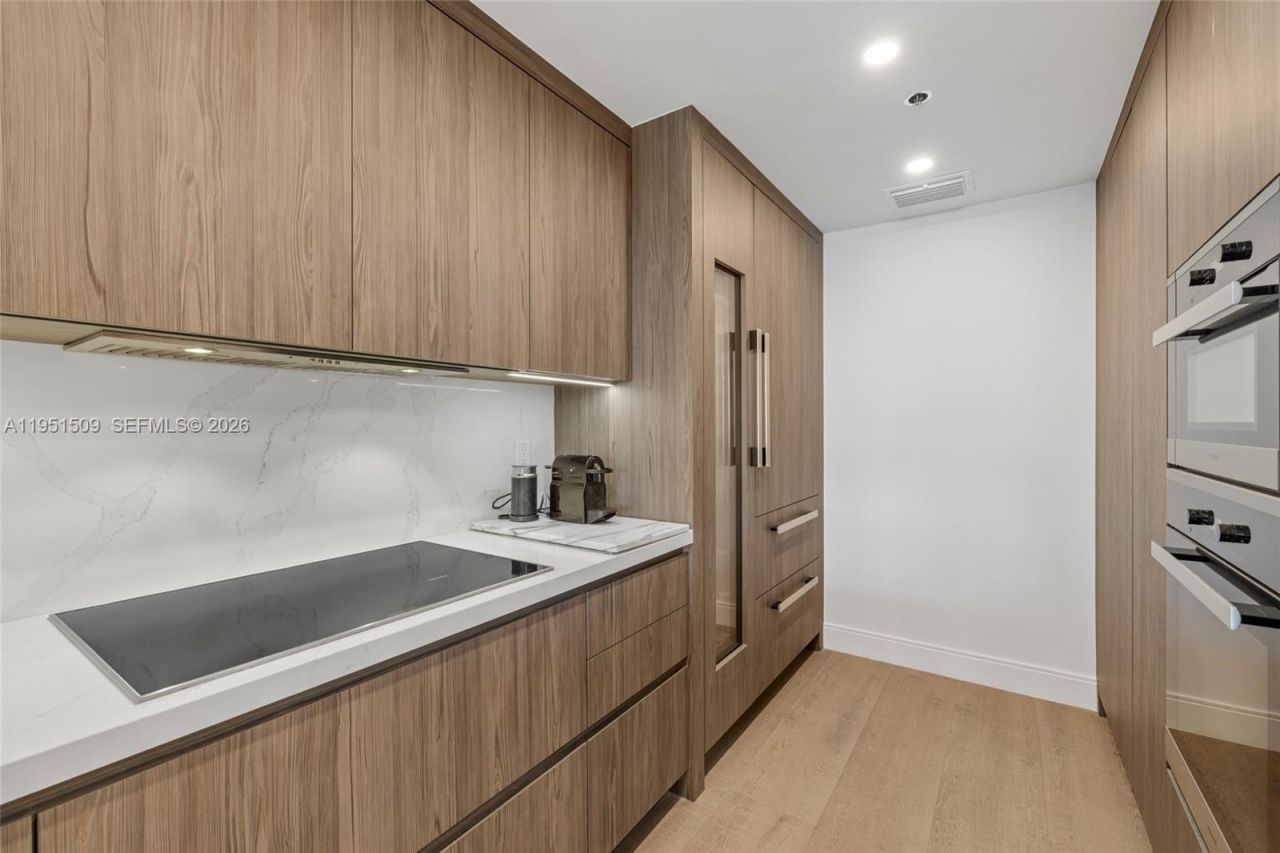 2225 Fisher Island Dr , Unit 3205, Miami Beach, FL 33109 Photo