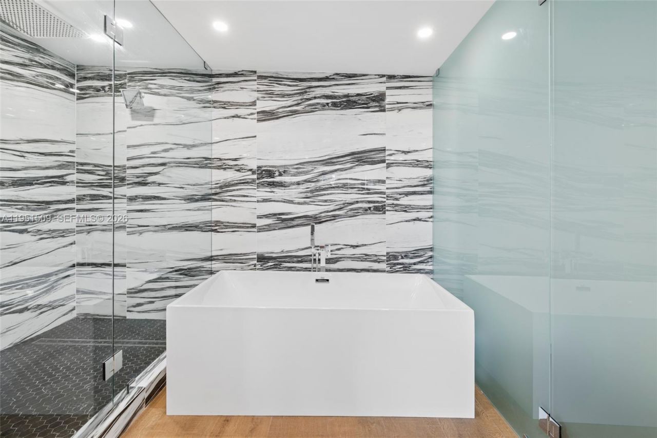 2225 Fisher Island Dr , Unit 3205, Miami Beach, FL 33109 Photo