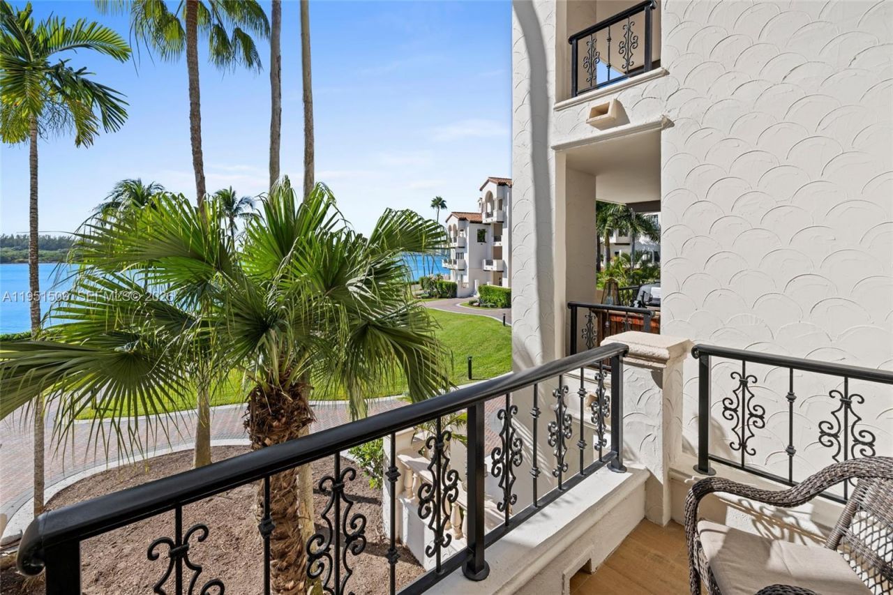 2225 Fisher Island Dr , Unit 3205, Miami Beach, FL 33109 Photo