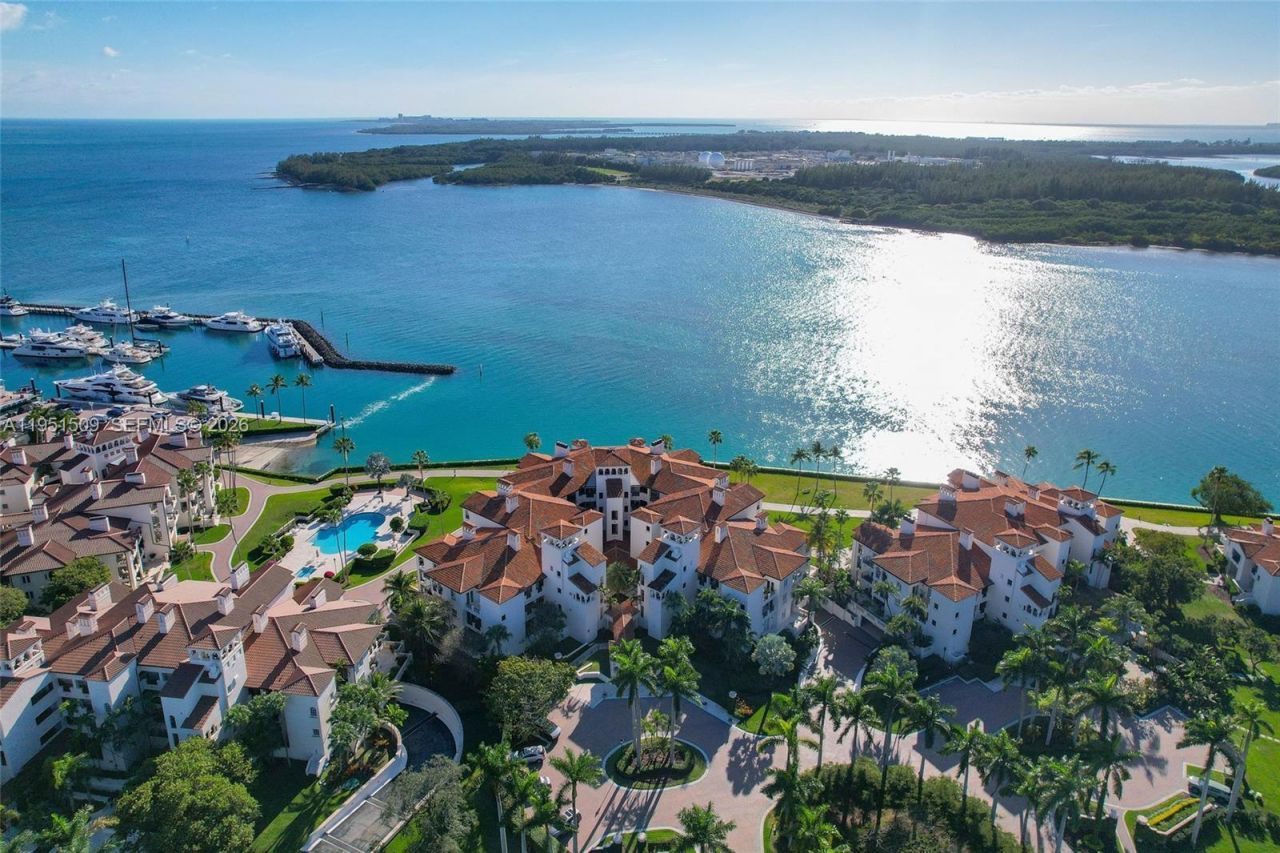 2225 Fisher Island Dr , Unit 3205, Miami Beach, FL 33109 Photo