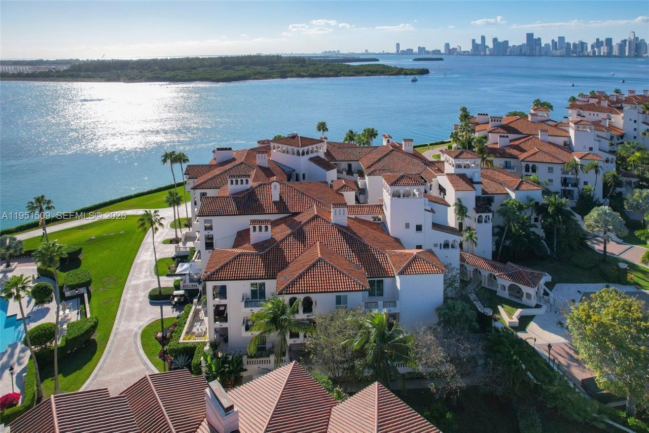 2225 Fisher Island Dr , Unit 3205, Miami Beach, FL 33109 Photo