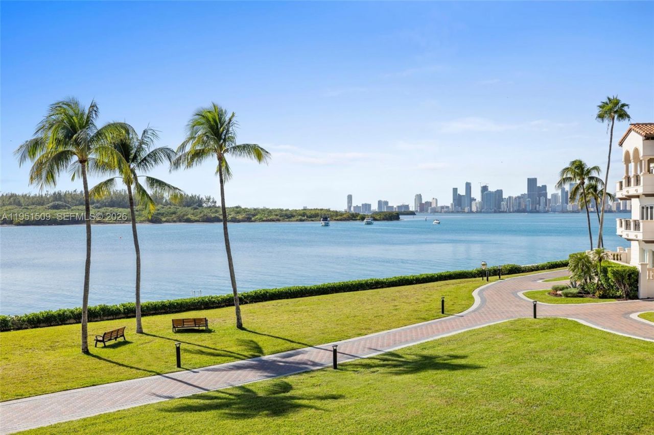 2225 Fisher Island Dr , Unit 3205, Miami Beach, FL 33109 Photo