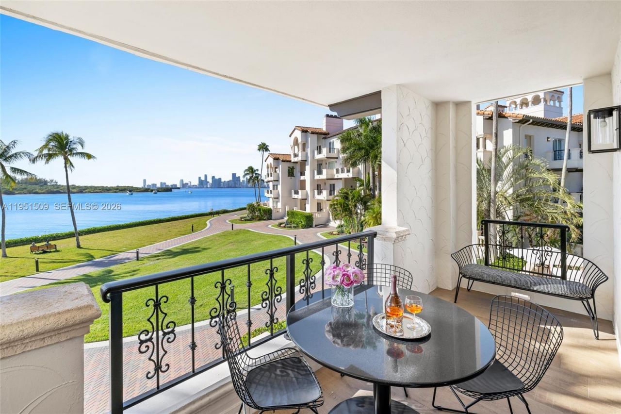 2225 Fisher Island Dr , Unit 3205, Miami Beach, FL 33109 Photo