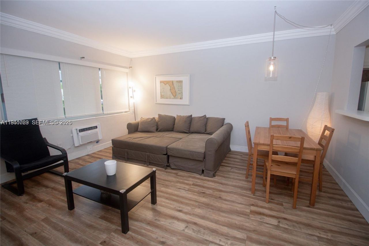 600 Layne Blvd, Unit 130, Hallandale Beach, FL 33009 Photo