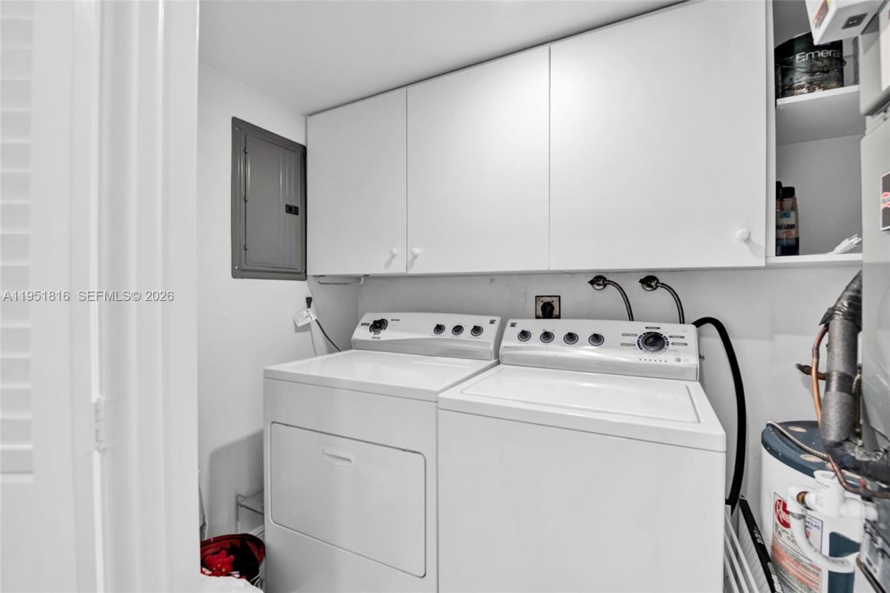 3101 NE 47th Ct, Unit 303, Fort Lauderdale, FL 33308 Photo