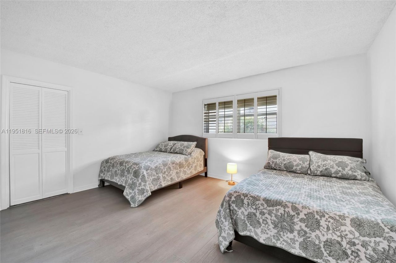 3101 NE 47th Ct, Unit 303, Fort Lauderdale, FL 33308 Photo