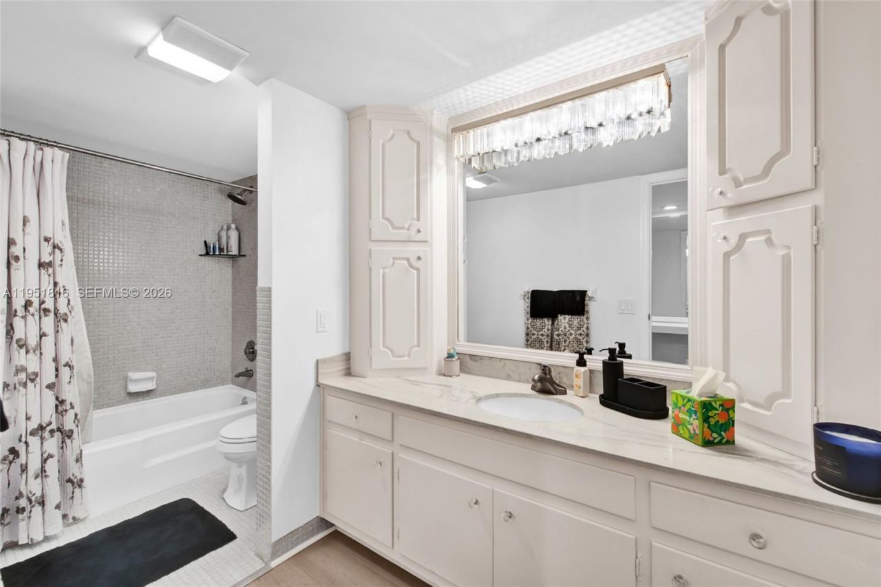 3101 NE 47th Ct, Unit 303, Fort Lauderdale, FL 33308 Photo