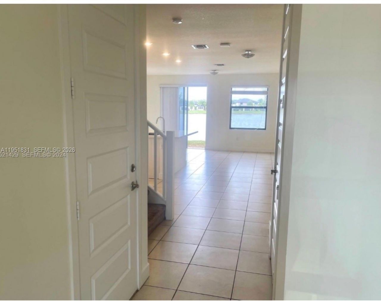 9113 NW 159th St, Unit 9113, Miami Lakes, FL 33018 Photo