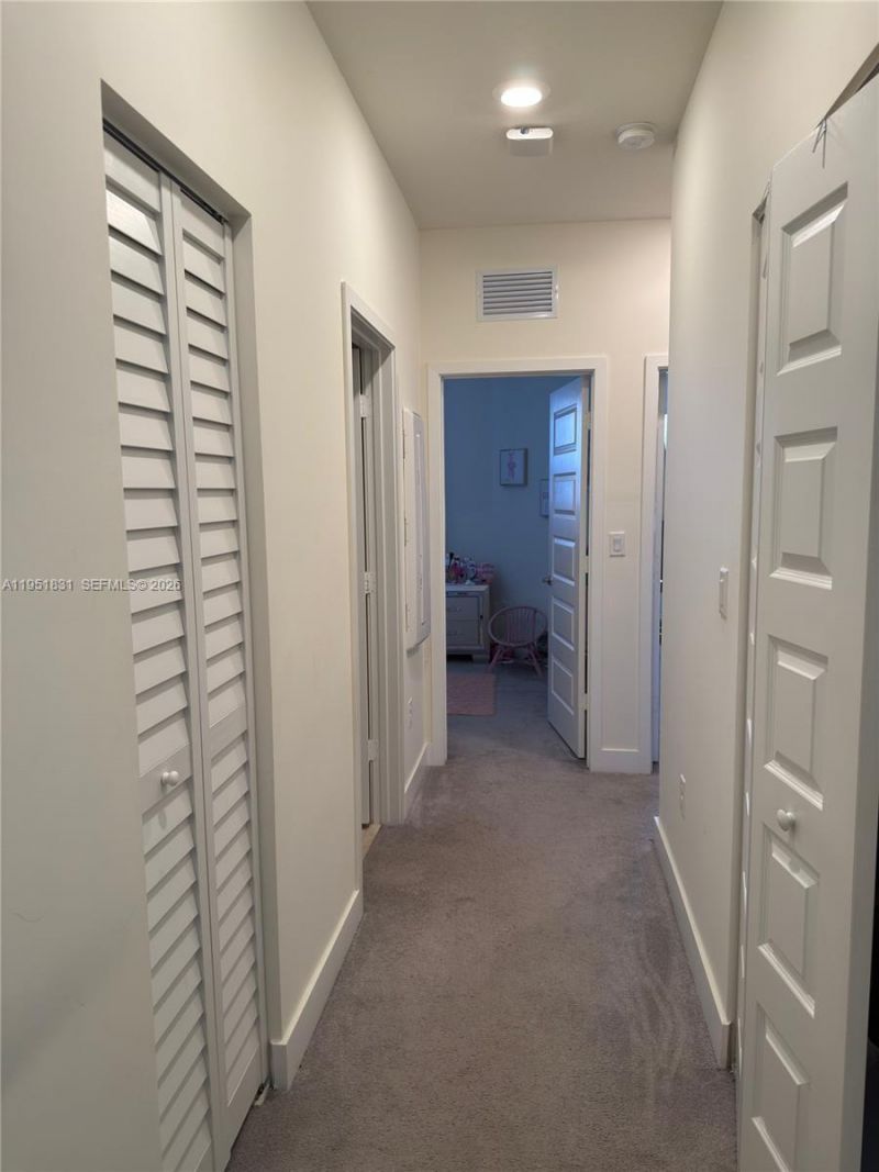 9113 NW 159th St, Unit 9113, Miami Lakes, FL 33018 Photo