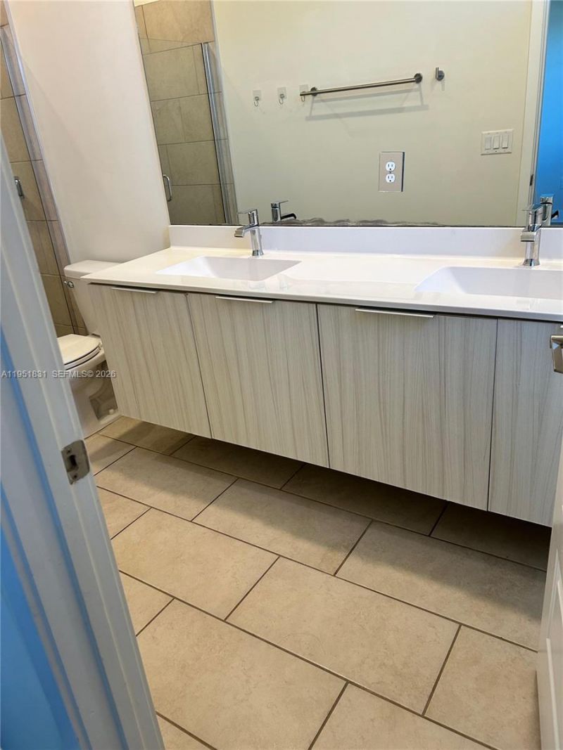 9113 NW 159th St, Unit 9113, Miami Lakes, FL 33018 Photo