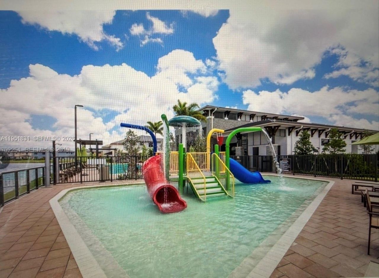 9113 NW 159th St, Unit 9113, Miami Lakes, FL 33018 Photo