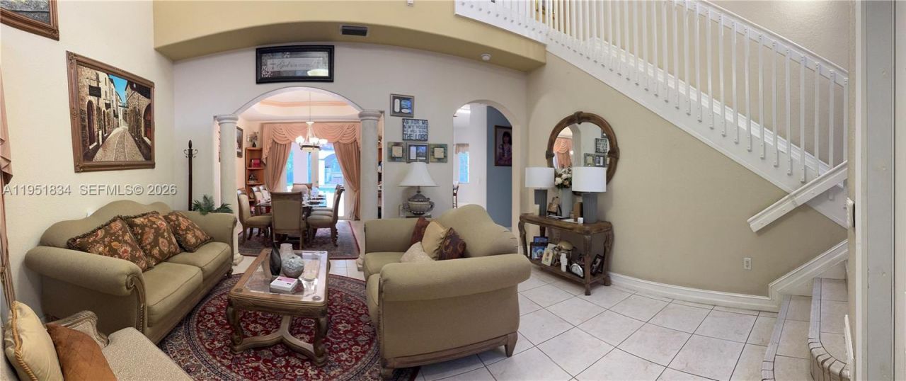 16750 NW 78th Ave, Miami Lakes, FL 33016 Photo