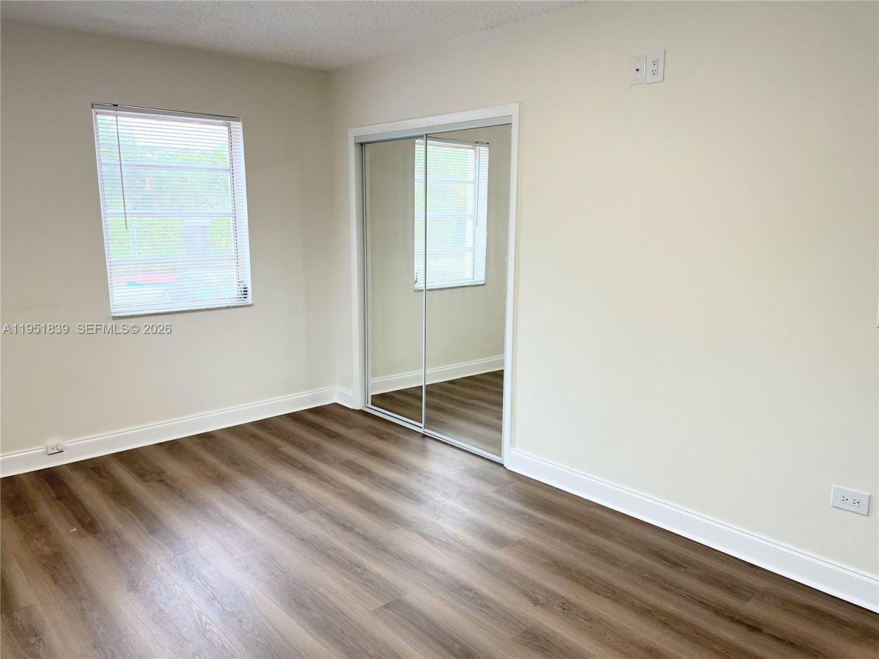 820 86th St, Unit 1, Miami Beach, FL 33141 Photo