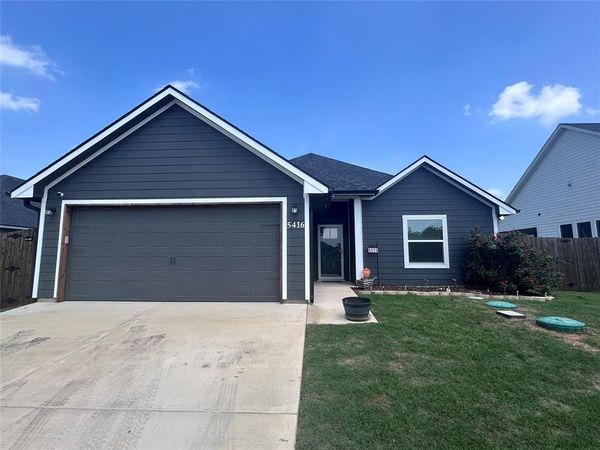 5416 Belaire Circle, Granbury, TX 76048