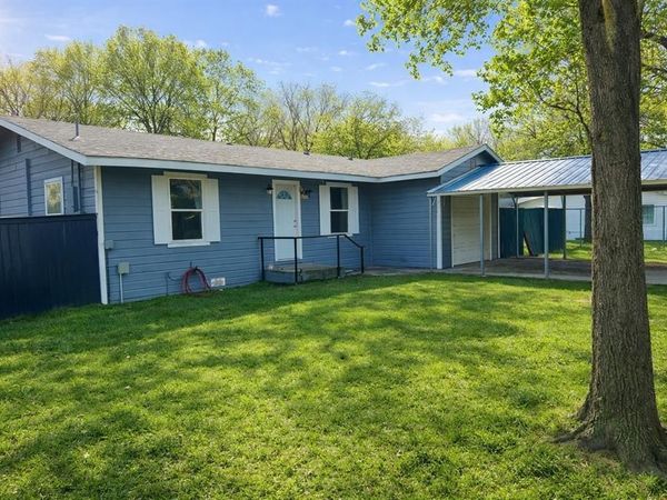 511 W REDWOOD, Campbell, TX 75422