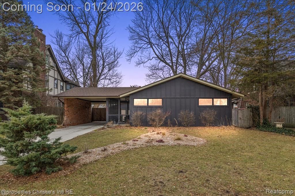 765 Barrington Road, Grosse Pointe Park, MI 48230 Main Photo