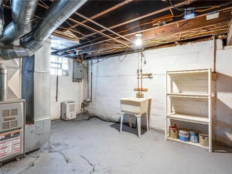 1228 Murray Avenue, Akron, OH 44310 Photo 23