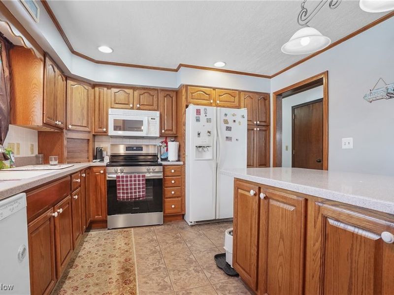 1601 Raywood Road, Alliance, OH 44601 Photo 12