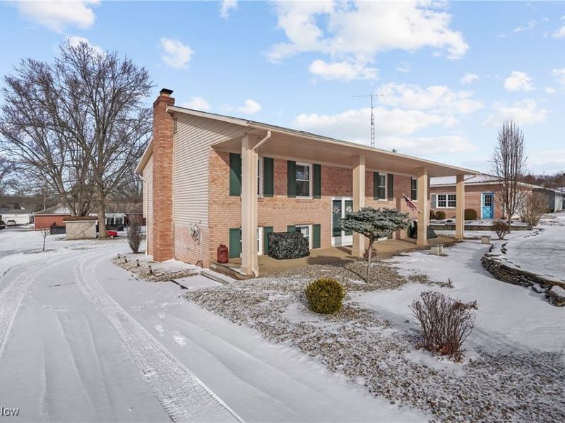 1601 Raywood Road, Alliance, OH 44601 Photo 3