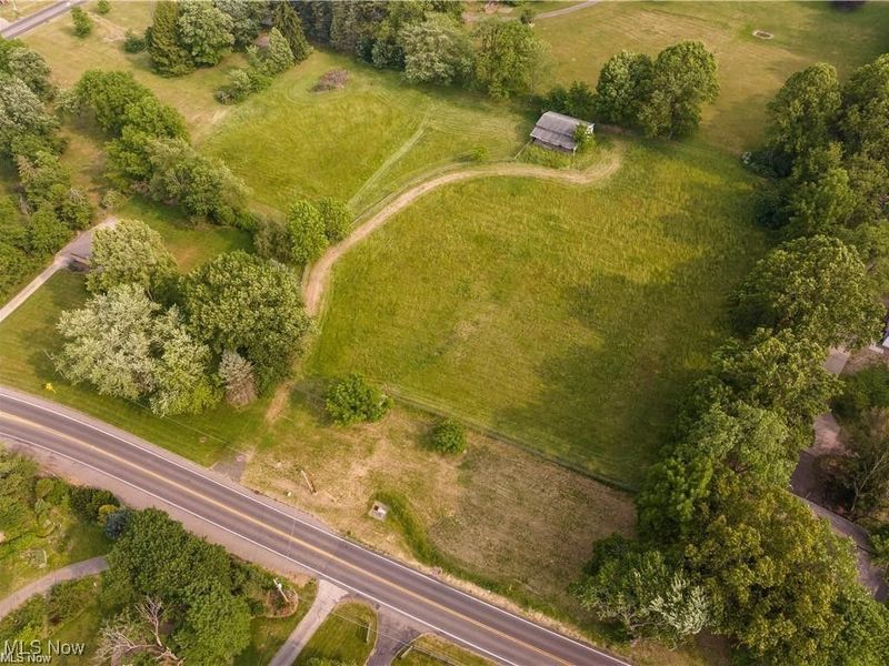 2525 Hankins, Massillon, OH 44646 Photo 2