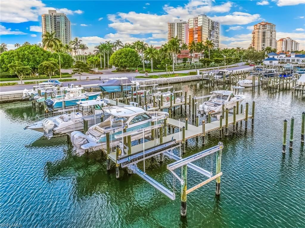 4705 Villa Mare Ln, Naples, FL 34103 Photo