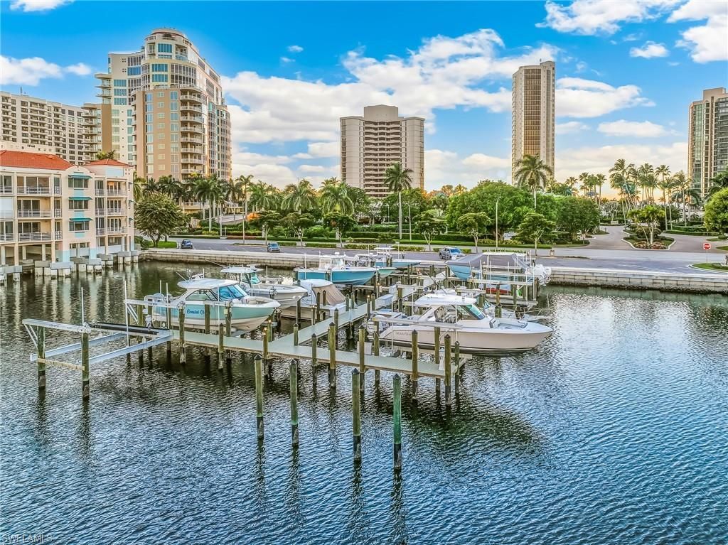 4705 Villa Mare Ln, Naples, FL 34103 Photo