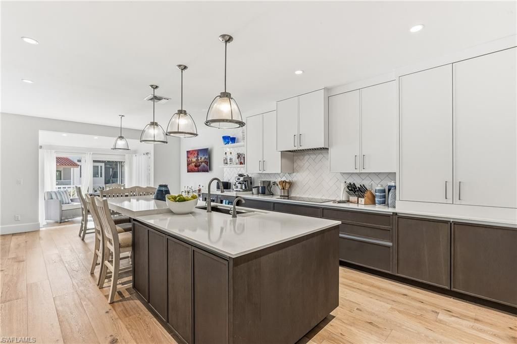 4705 Villa Mare Ln, Naples, FL 34103 Photo