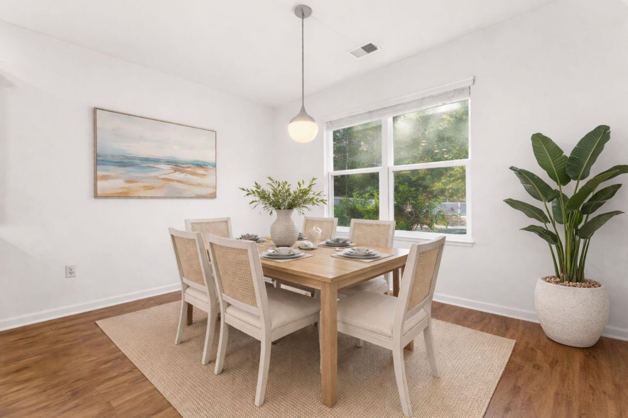 1035 Sago Palm Court Photo 14